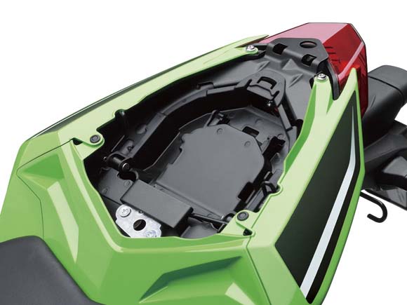 2013 Kawasaki Ninja 250R Breaks Cover in Indonesia - Asphalt &amp; Rubber