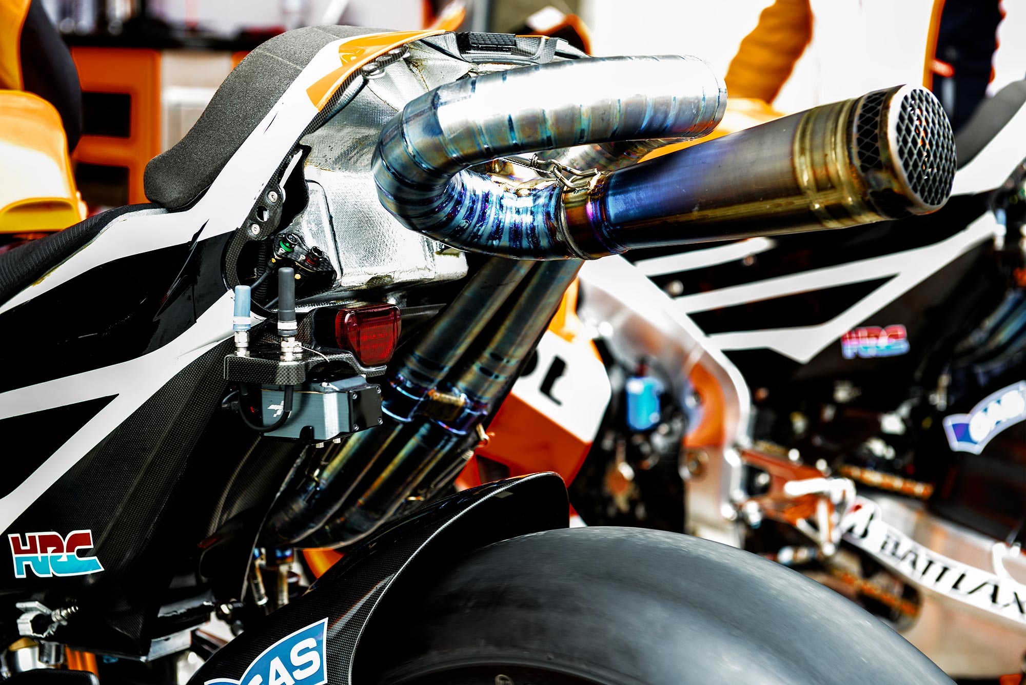 Honda-RC213V-MotoGP-Laguna-Seca-Jensen-Beeler-15.jpg