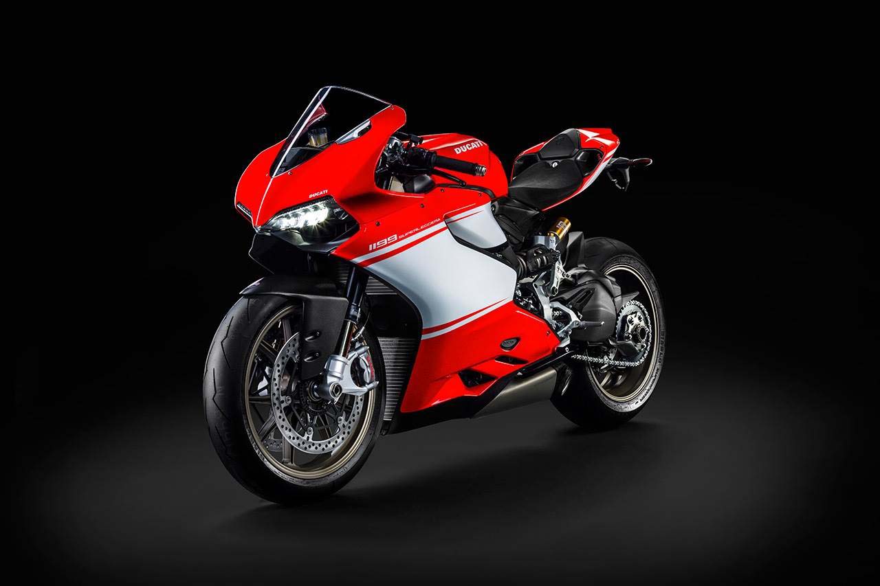 Even More Leaked Photos of the Ducati 1199 SuperLeggera Ducati 1199 Superleggera photo leak 06