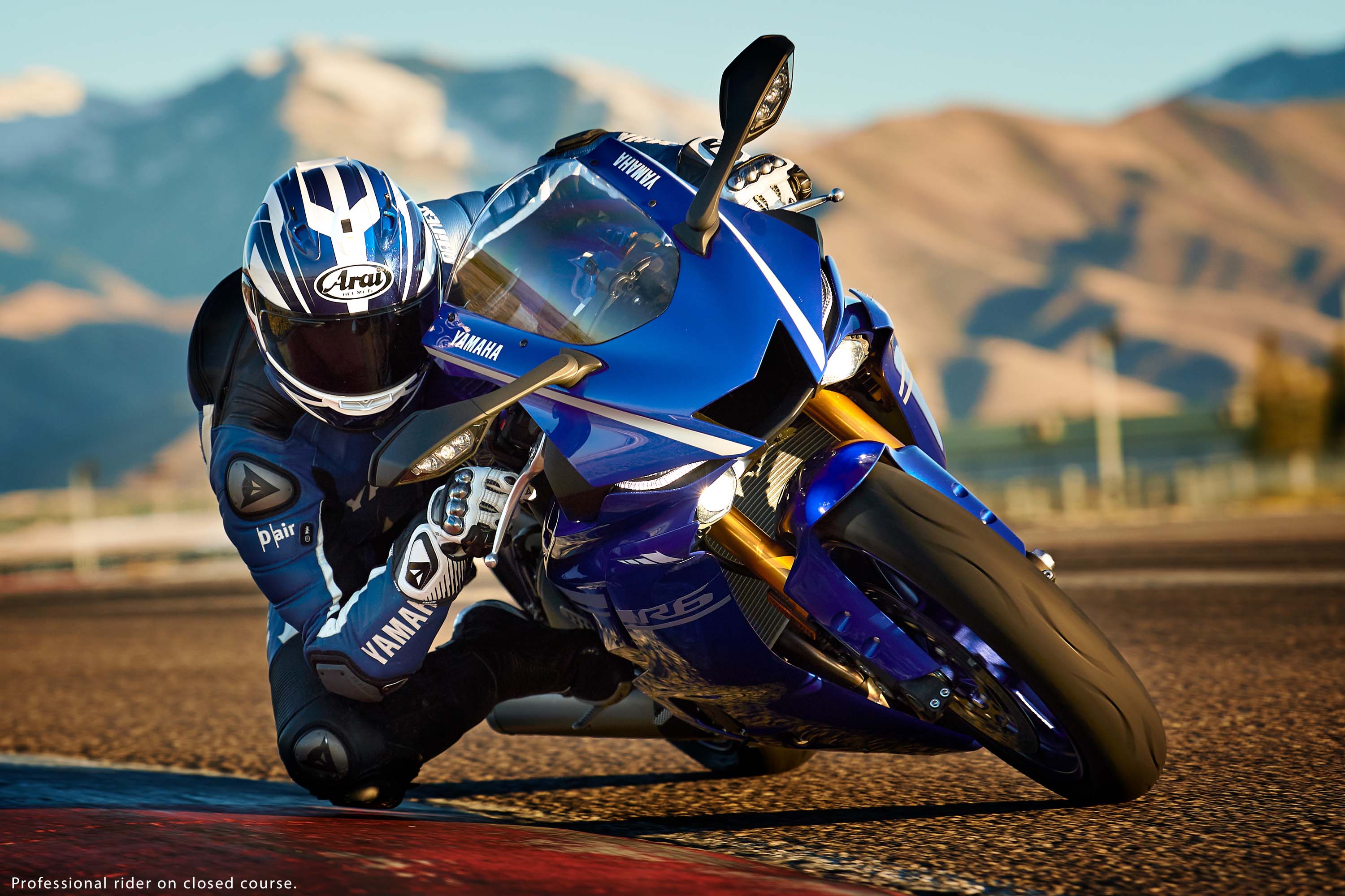 More Photos of the 2017 Yamaha YZF-R6