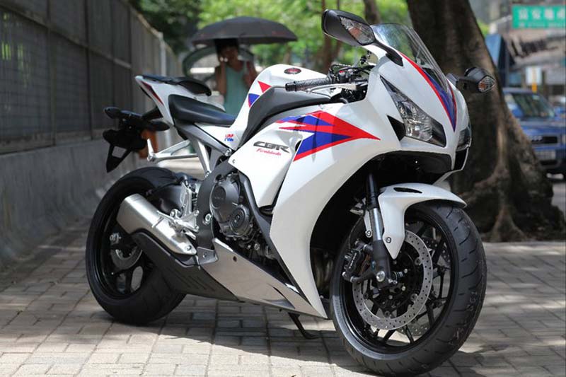 LEAKED 2012 Honda CBR1000RR Asphalt Rubber