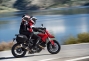 2013-ducati-hyperstrada-43
