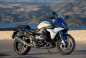 2015-BMW-R1200RS-action-05