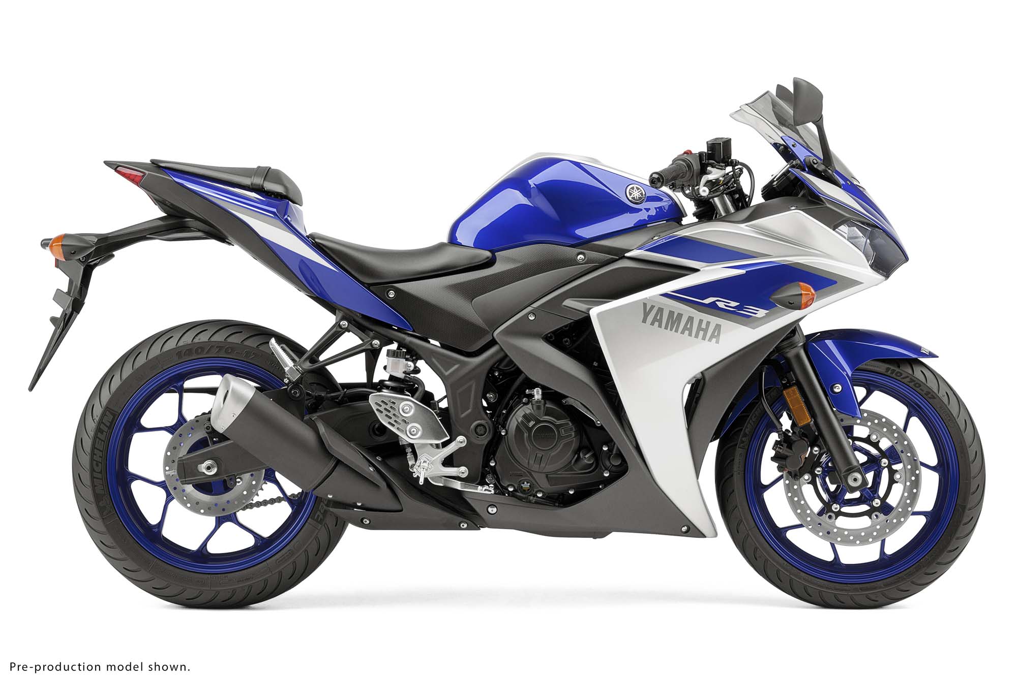 2015-Yamaha-YZF-R3-33.jpg