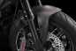 2016-Ducati-Diavel-Carbon-38