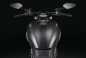 2016-Ducati-Diavel-Carbon-41