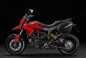 2016-Ducati-Hyperstrada-939-13