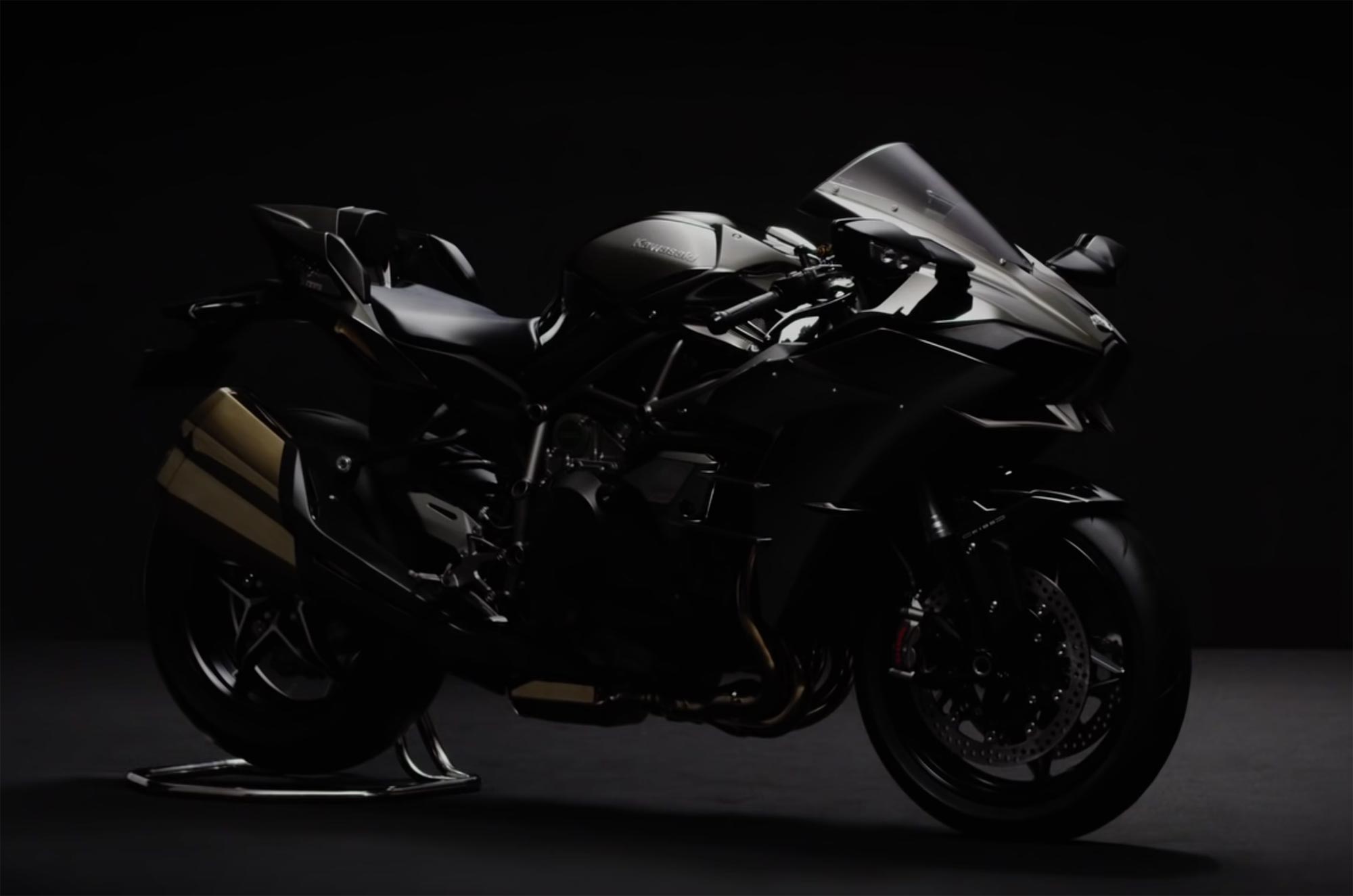 The Kawasaki Ninja H2 Gets Murdered for 2022