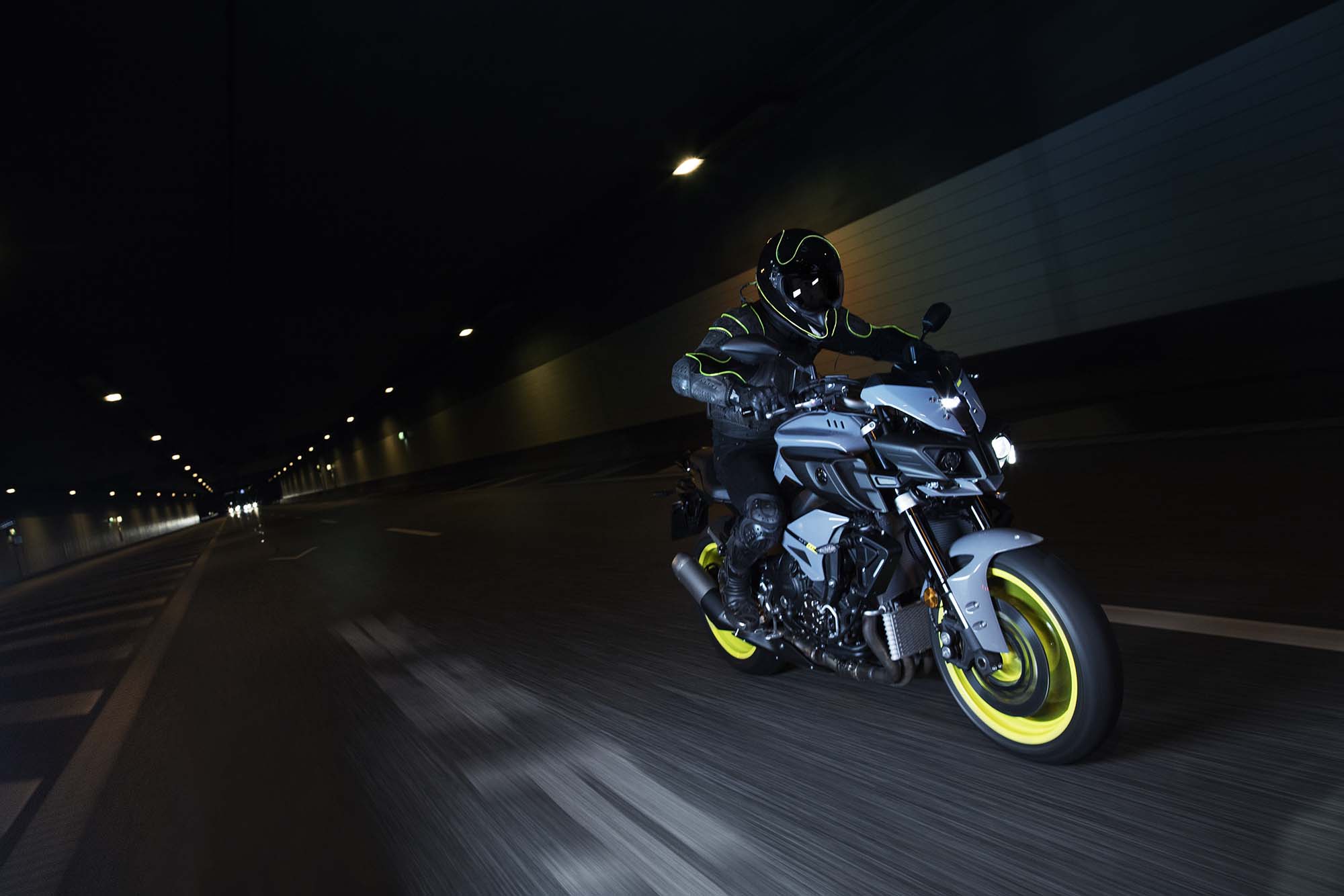 The Yamaha MT-10 Is Not Your Grandpa's FZ-1