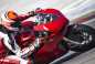 Ducati-1299-Panigale-track-action-05