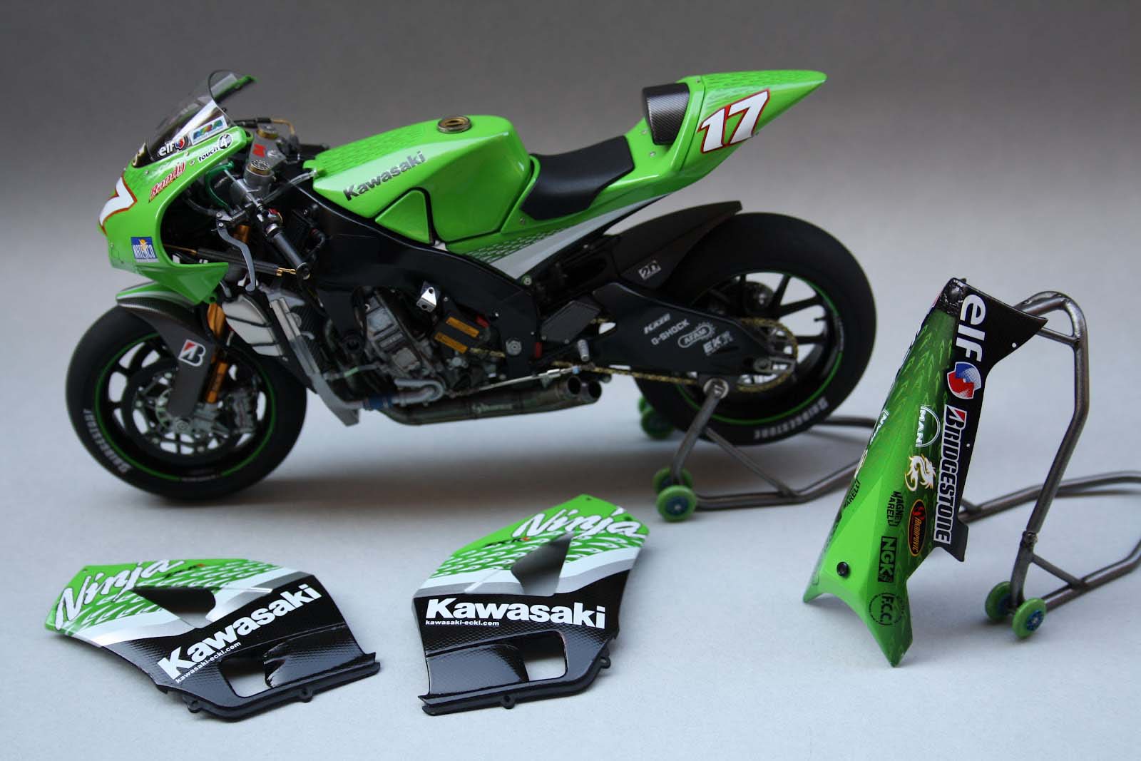 XXX: Randy de Puniet's 2006 Kawasaki Ninja ZX-RR - Asphalt & Rubber