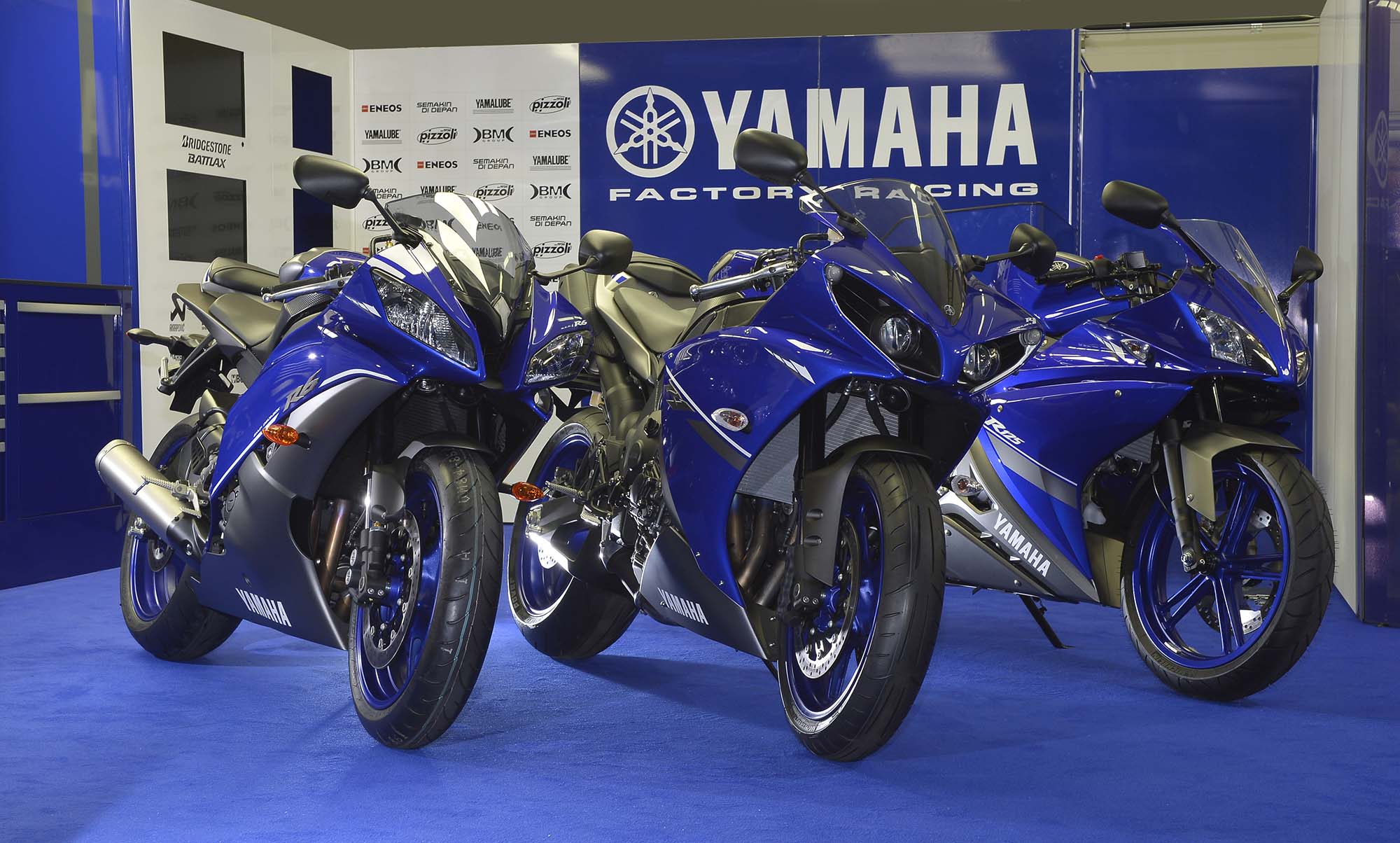 yamaha-racing-yzr-m1-race-blue-livery-03