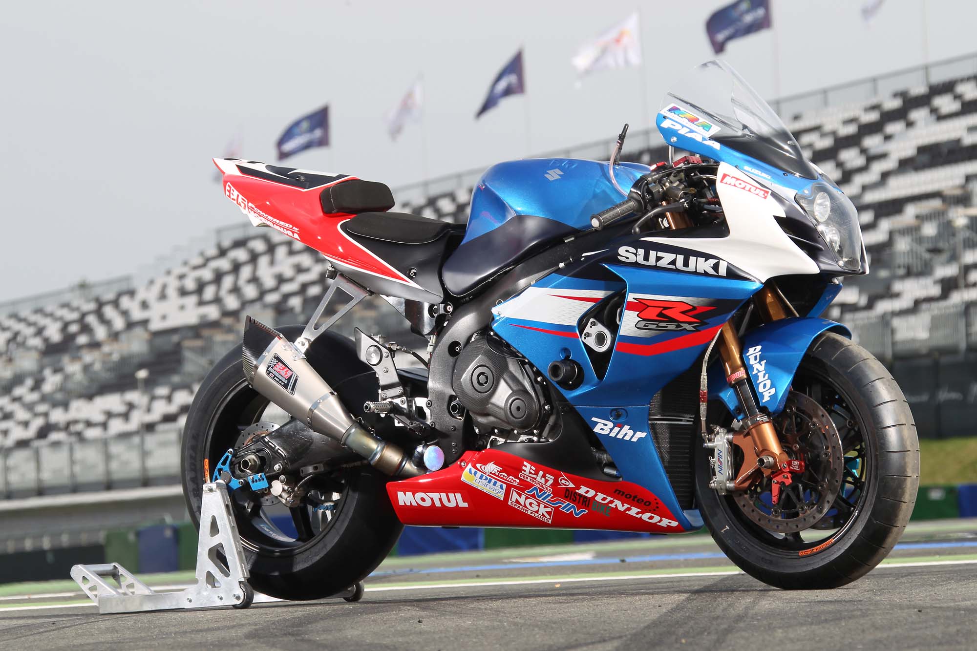 2012 SERT Suzuki GSX-R1000 Debuts at Bol d'Or Practice - Asphalt & Rubber