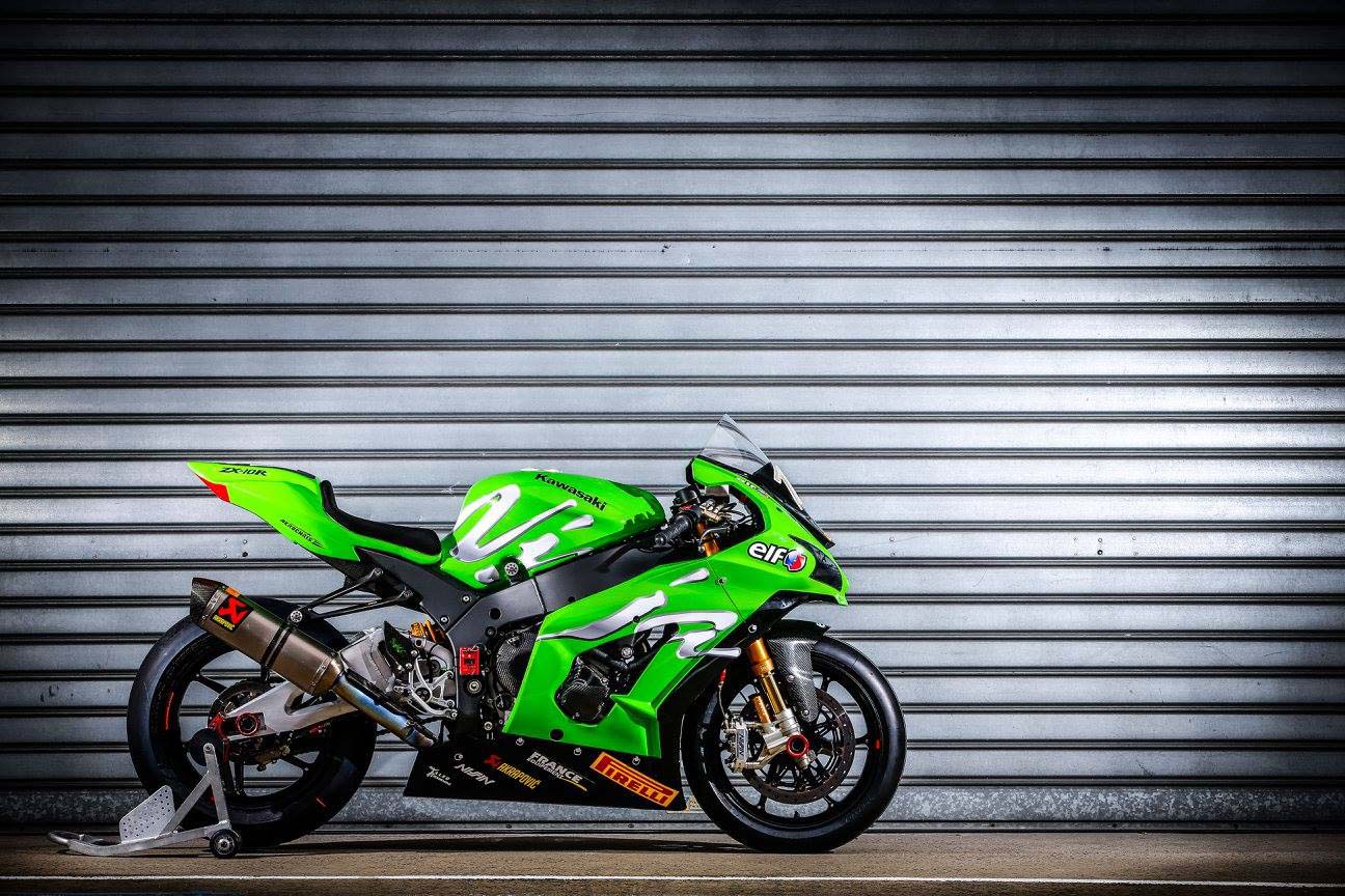 Team Kawasaki  SRC Ninja  ZX 10R World Race Bike 