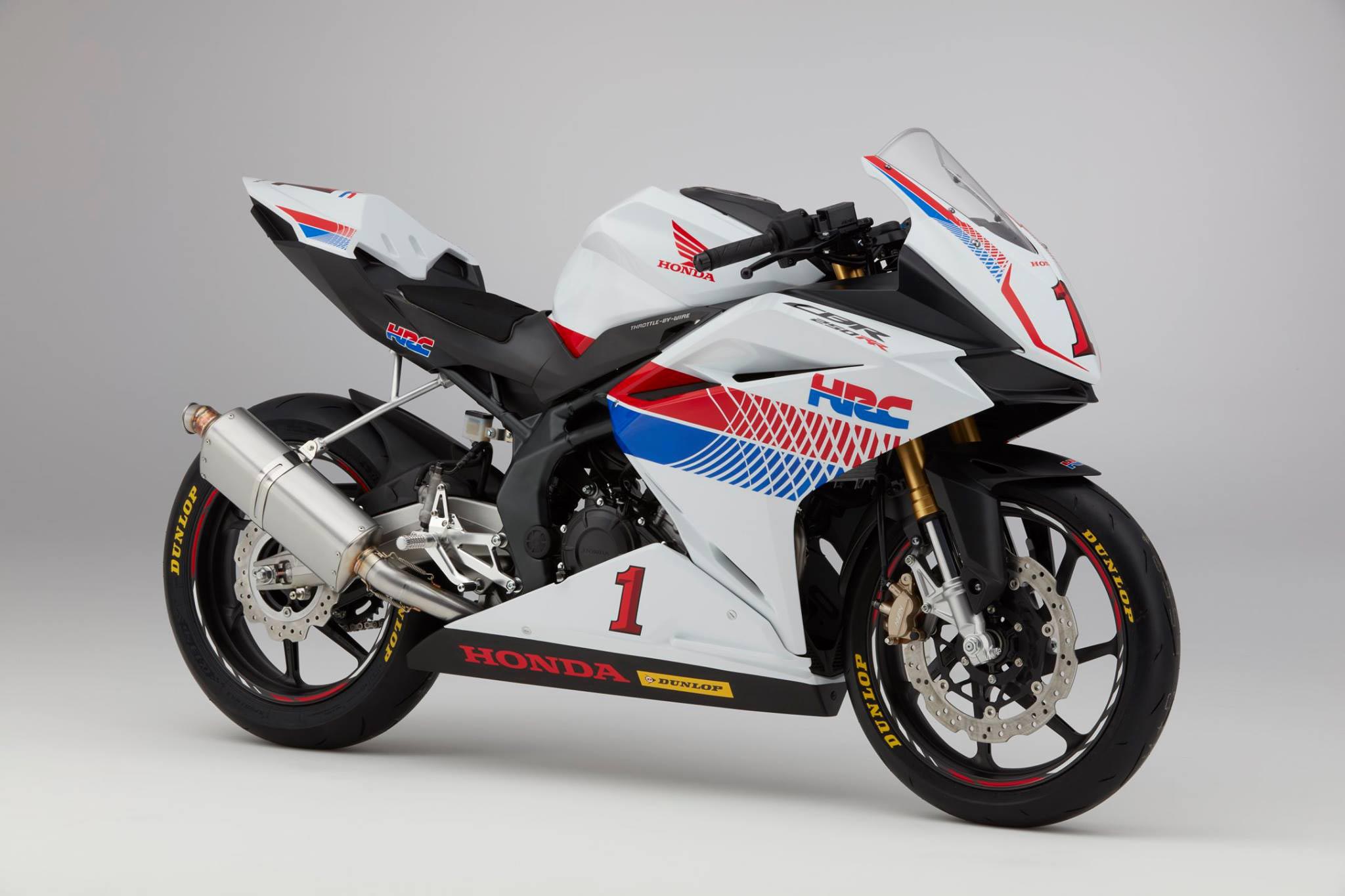 Honda CBR250RR, Reporting for Racing Duty - Asphalt & Rubber