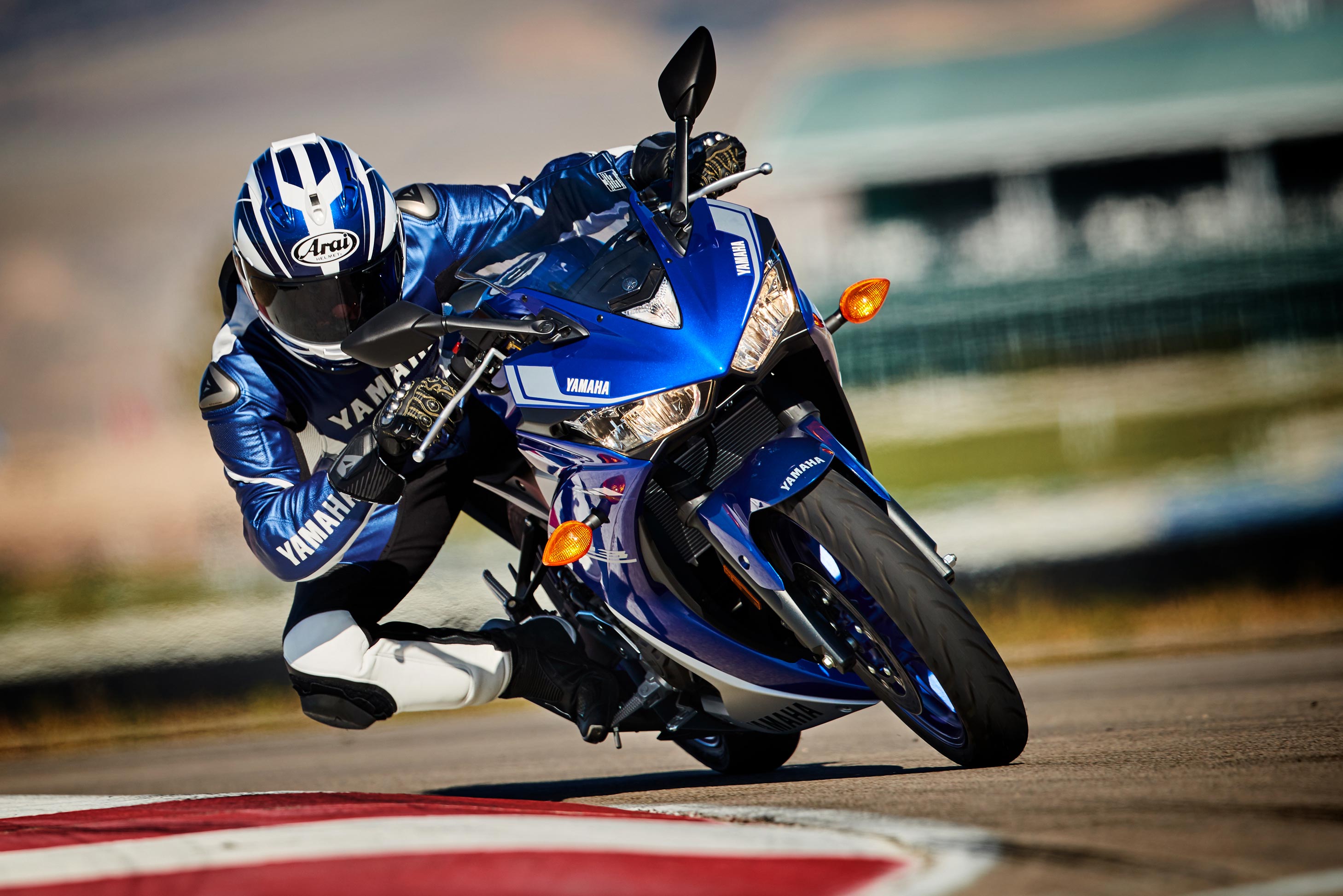 Test Ride: 2018 Yamaha YZF-R3 | Canada Moto Guide