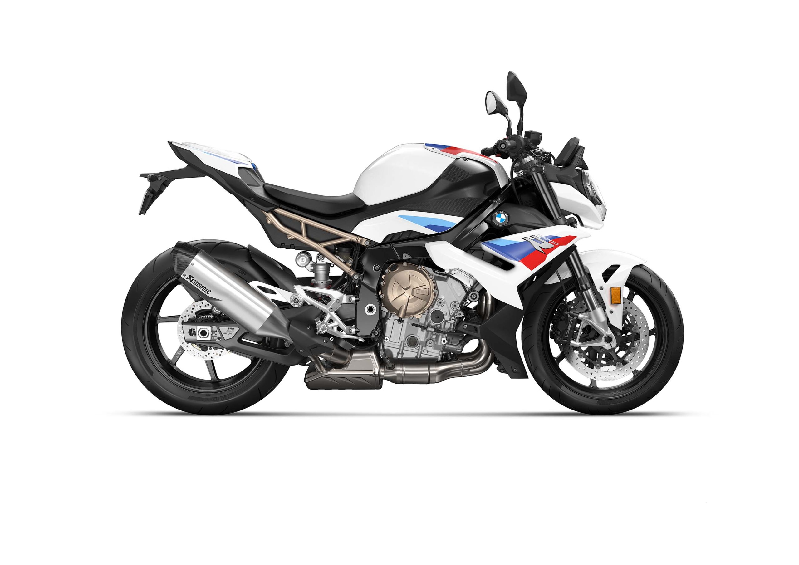 Right on Time, A New BMW S1000R Debuts for 2021 - Asphalt & Rubber