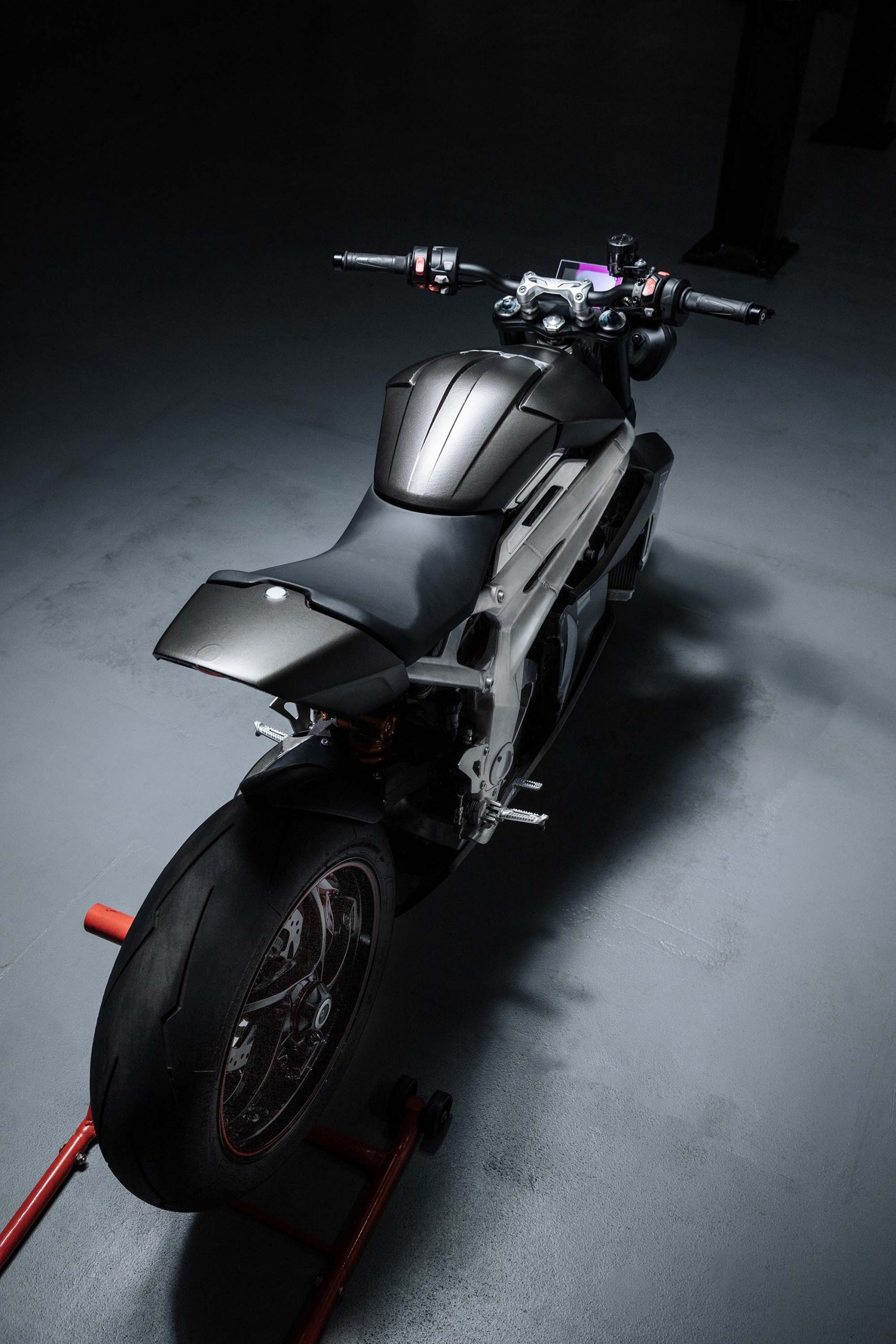 Triumph-TE-1-electric-motorcycles-07